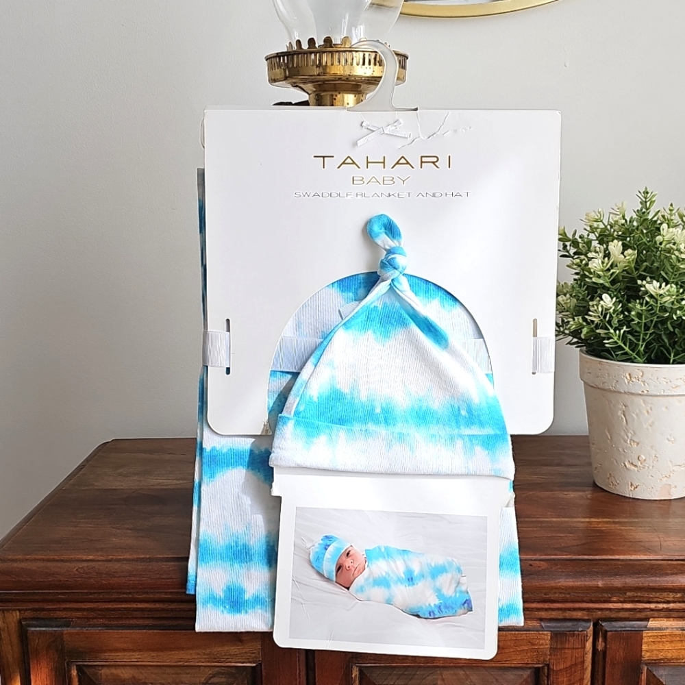 Tahari Baby Swaddle Blanket And Hat White Blue Set Newborn 30" x 40", 95% Cotton